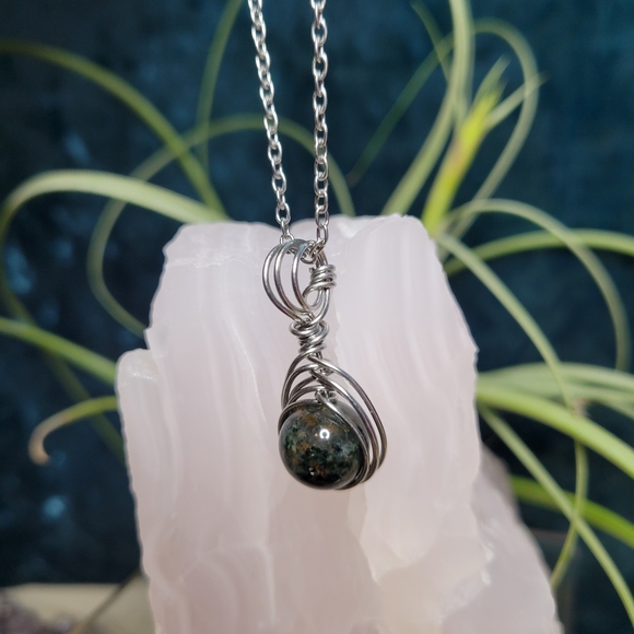 Garden Quartz Crystal Pendant | Handmade Wire Wrapped In Stainless Steel | Gift - Picture 5 of 5